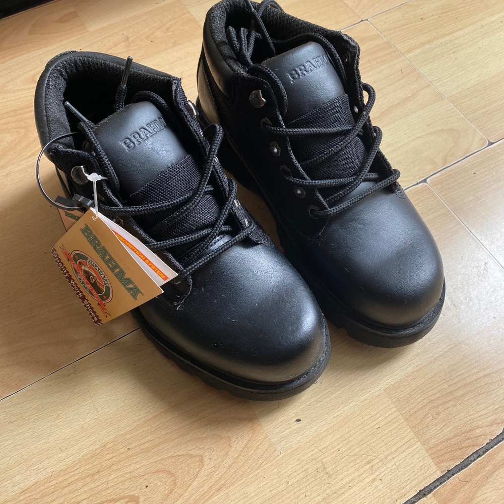 Men’s/boys leather upper work boots